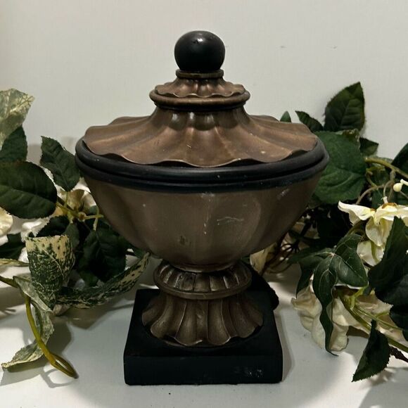 Antique Look Composite Bowl Urn On A Stand W/ Lid 8.5” Gold-tone Victorian Style - Picture 3 of 10